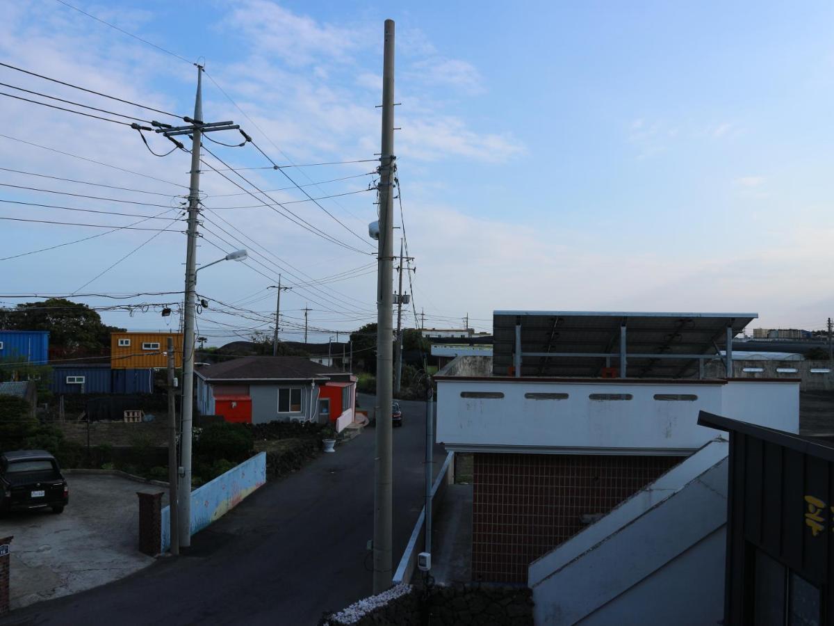 Blue Island Guesthouse Seogwipo Exterior photo